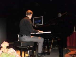 Fuentealbila 2012. Cine mudo con música en directo. Fuentealbila 2012. Cine mudo con música en directo.