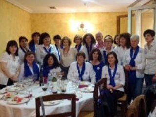 Voluntarias clubes de Munera con Julia Navarro Voluntarias clubes de Munera con Julia Navarro